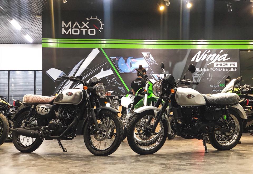 Kawasaki W175 tại showroom Kawasaki W175 tại showroom