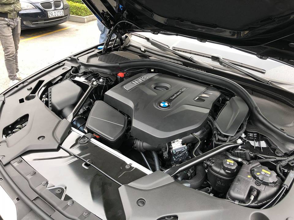 Trang bị Động cơ của BMW 5 Series