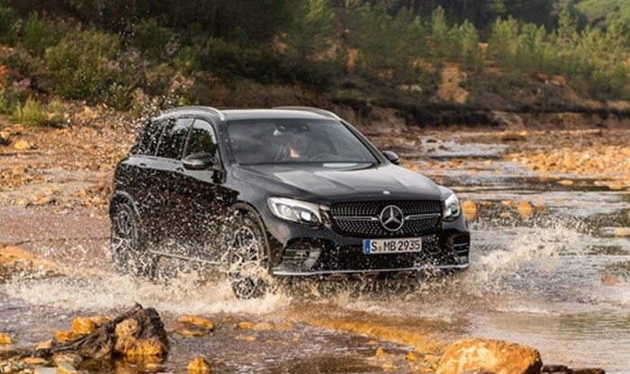 Mercedes-Benz GLC chỉ có thể lội nước ở mức 300mm Mercedes-Benz GLC chỉ có thể lội nước ở mức 300mm