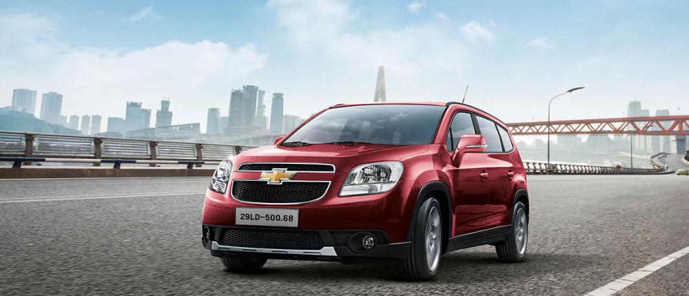 Mẫu Chevrolet Orlando màu đỏ