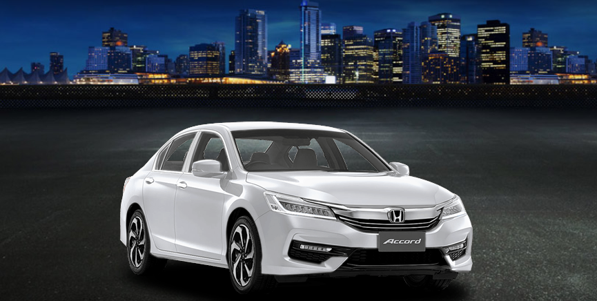 Mẫu Honda Accord màu trắng