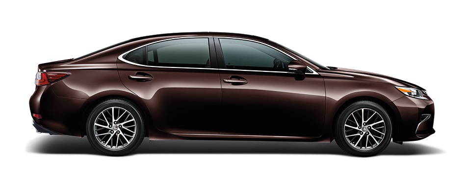Mẫu Lexus ES màu nâu