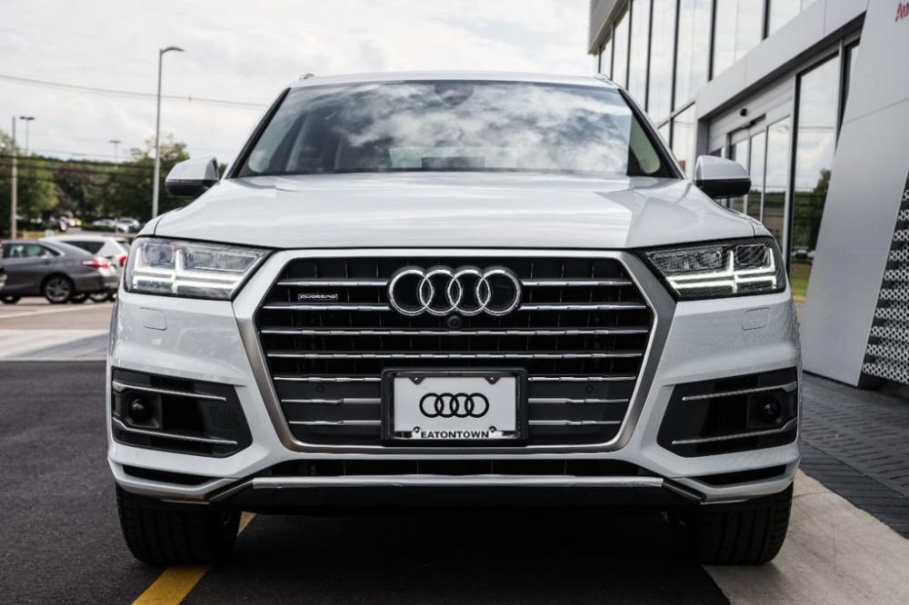 phần đầu xe audi q7 2018