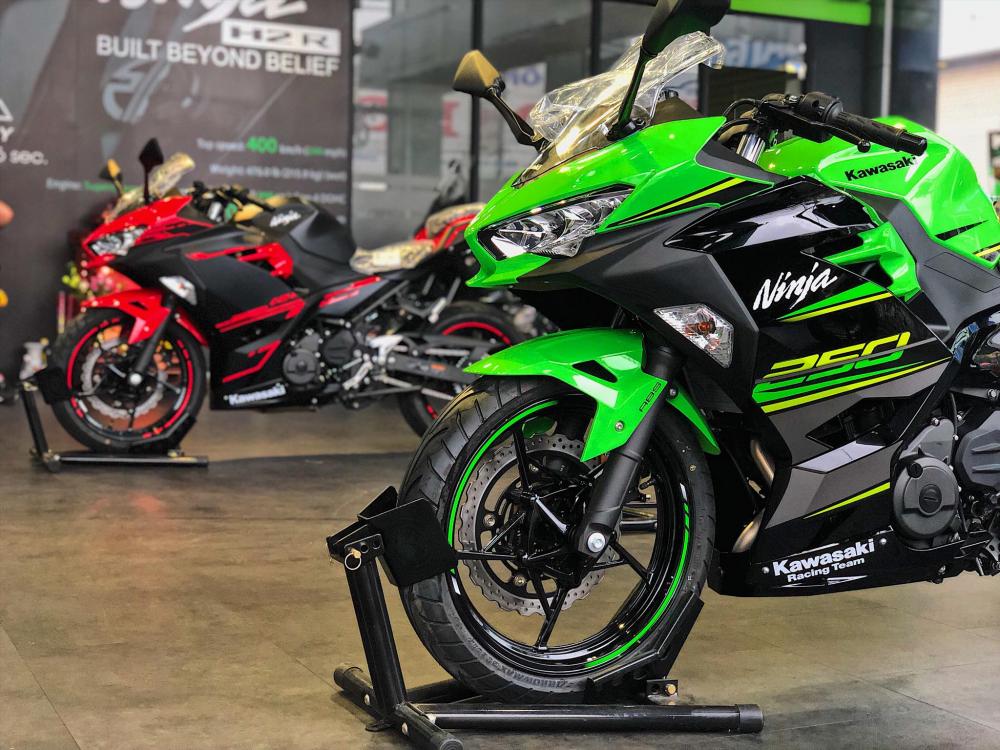 Đầu đèn Kawasaki Ninja 250 2018 Đầu đèn Kawasaki Ninja 250 2018