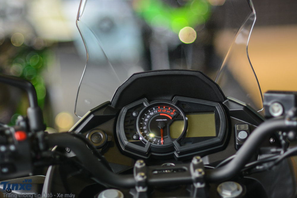 Đồng hồ Kawasaki Versys-X 300 Đồng hồ Kawasaki Versys-X 300