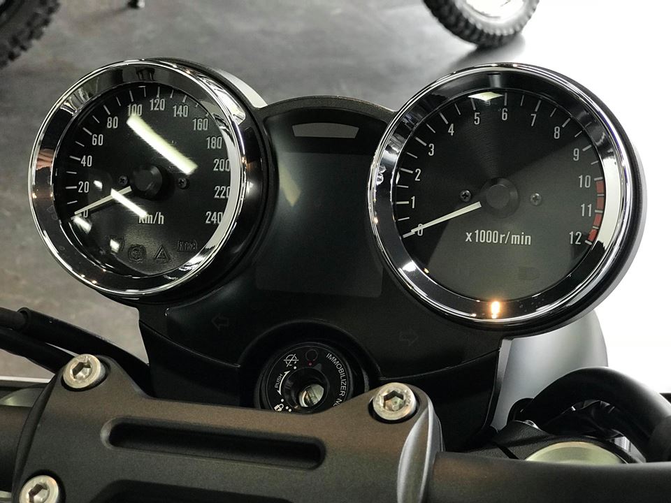 Đồng hồ Kawasaki Z900RS 2018