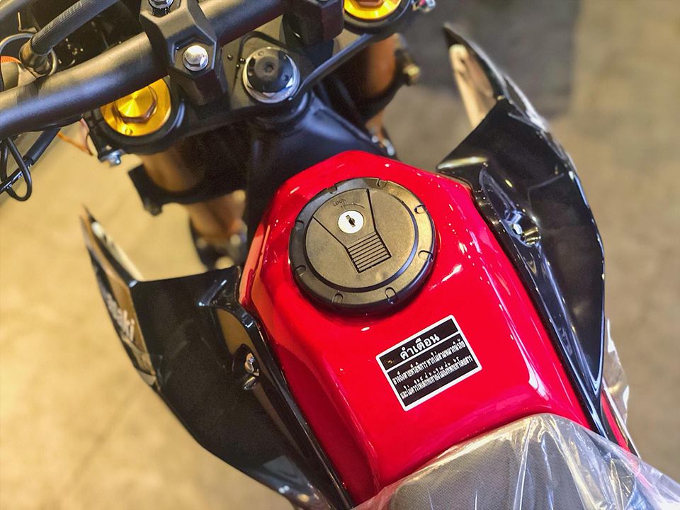 Bình xăng Kawasaki D-Tracker 150 2018 Bình xăng Kawasaki D-Tracker 150 2018