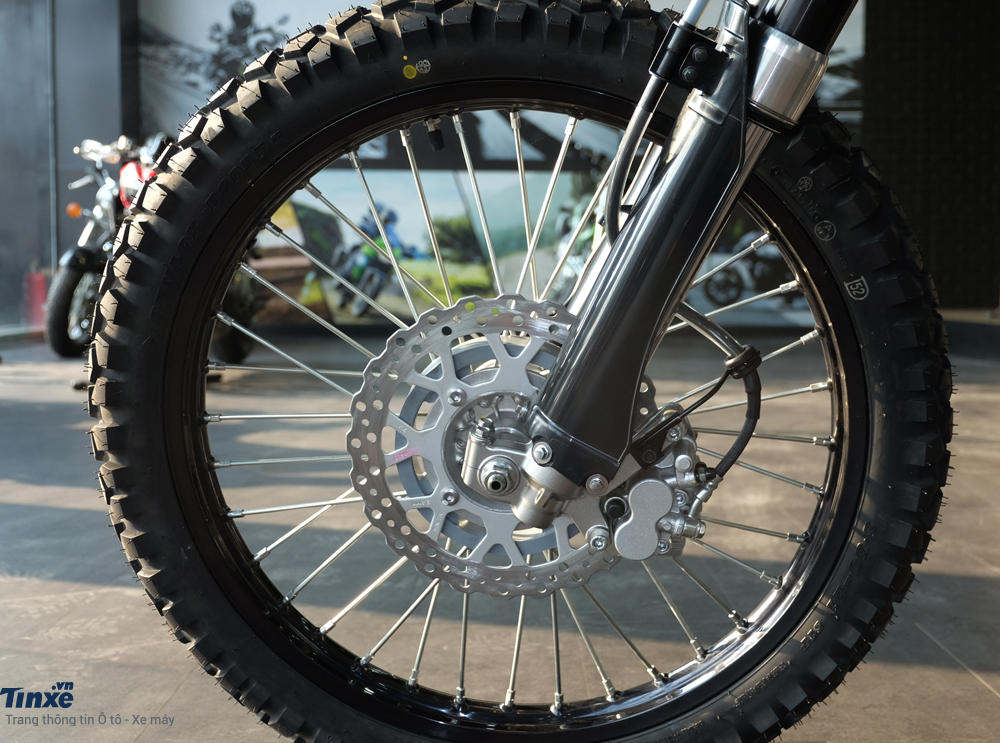 Dàn chân trước của Kawasaki KLX 250 2018