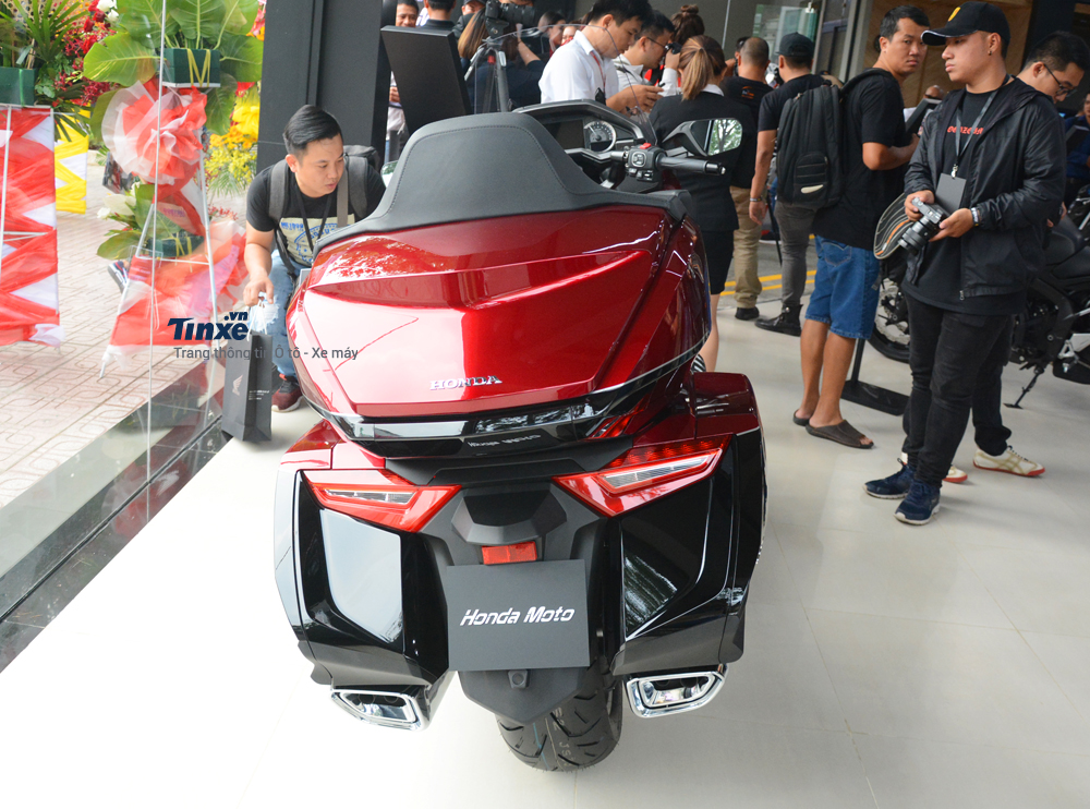 Thiết kế đuôi xe Honda Gold Wing