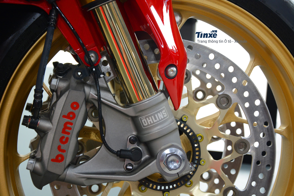 Trang bị hệ thống treo trước Honda CBR1000RR FireBlade SP 2018