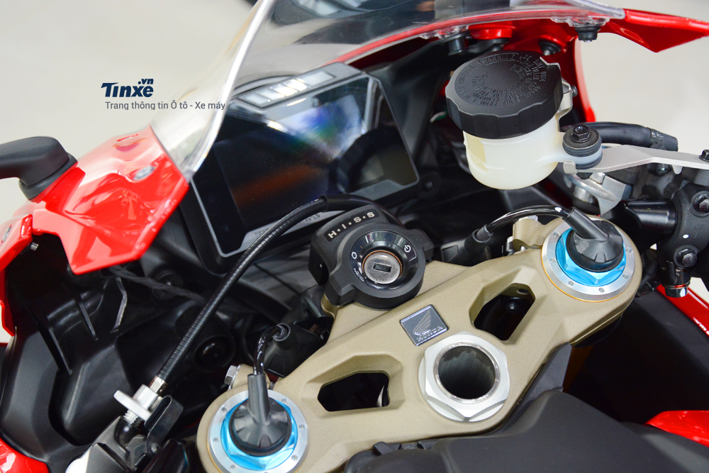 Thiết kế Bảng đồng hồ Honda CBR1000RR SP 2018