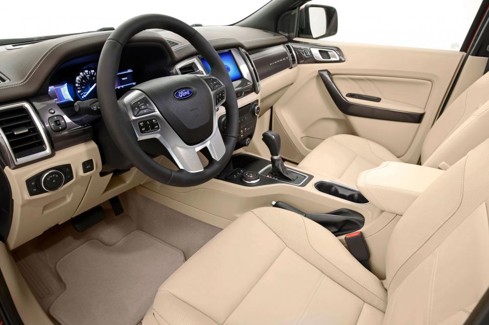 Thiết kế nội thất của Ford Everest