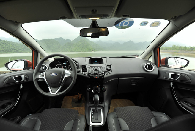 Thiết kế nội thất của Ford Fiesta