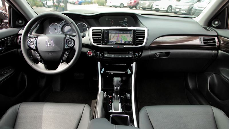 Thiết kế nội thất của Honda Accord