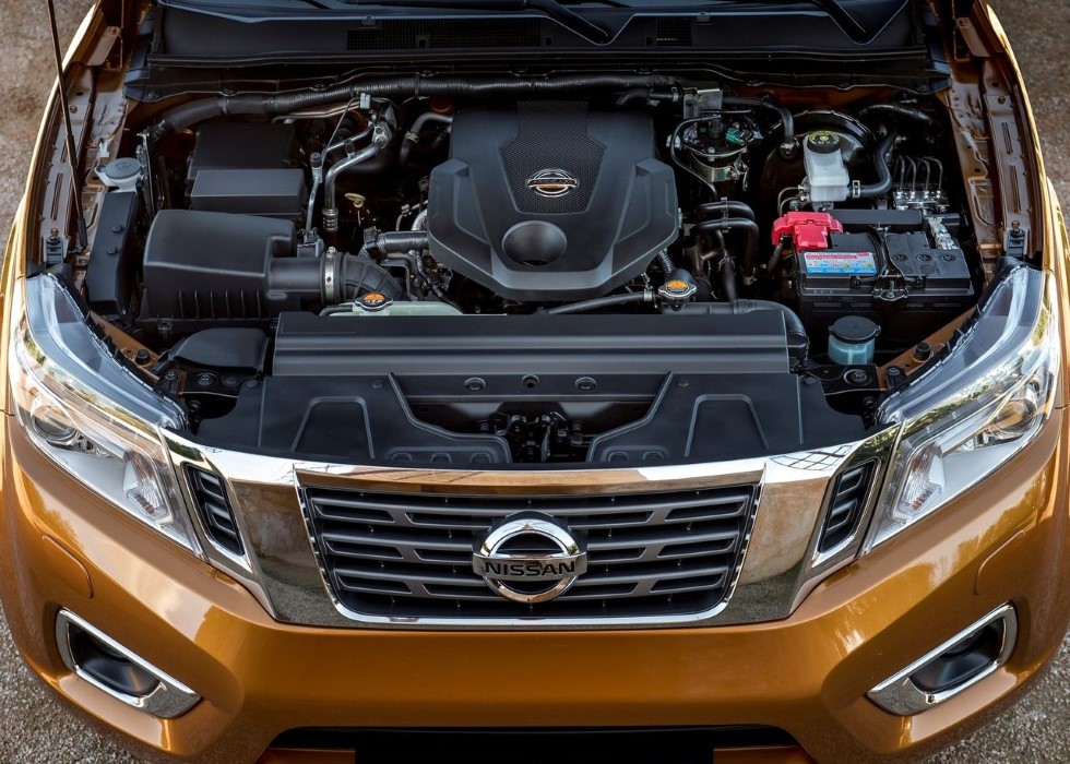 Trang bị động cơ Nissan Navara