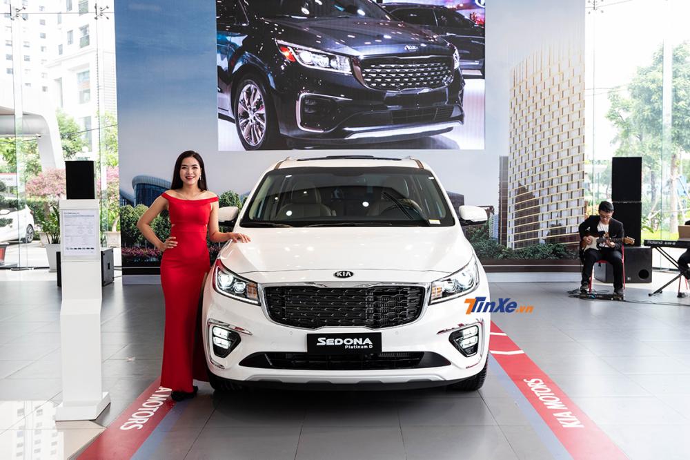 Cập nhật gi&aacute; xe Kia Sedona mới nhất h&ocirc;m nay