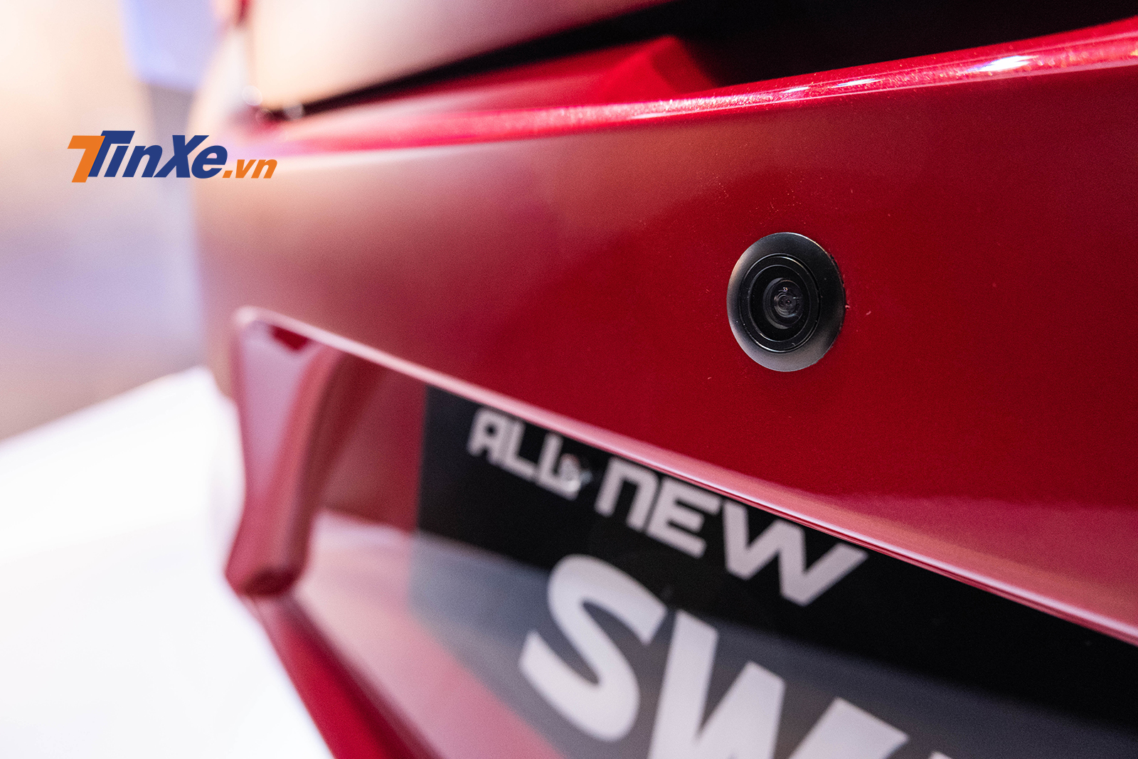 Cập nhật giá xe Suzuki Swift 2018 mới nhất hôm nay