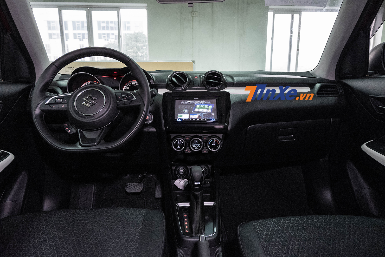 Cập nhật giá xe Suzuki Swift 2018 mới nhất hôm nay