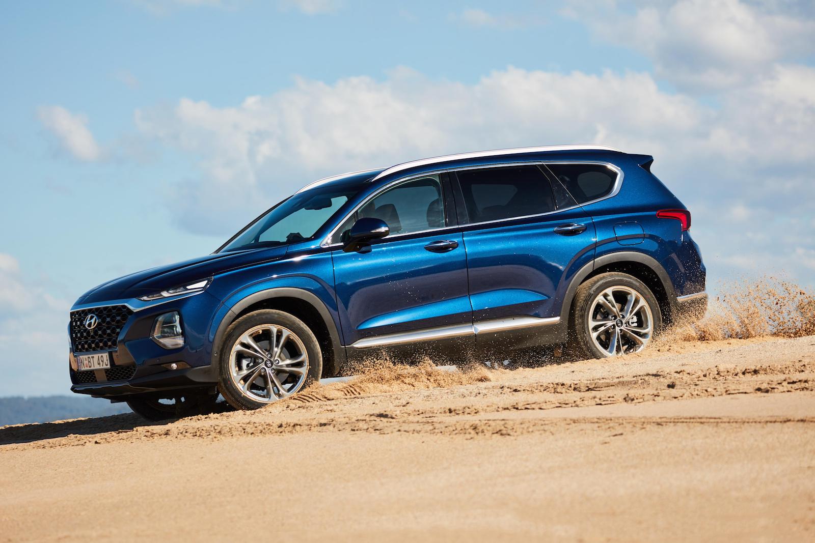 Hyundai Santa Fe 2019 màu xanh dương