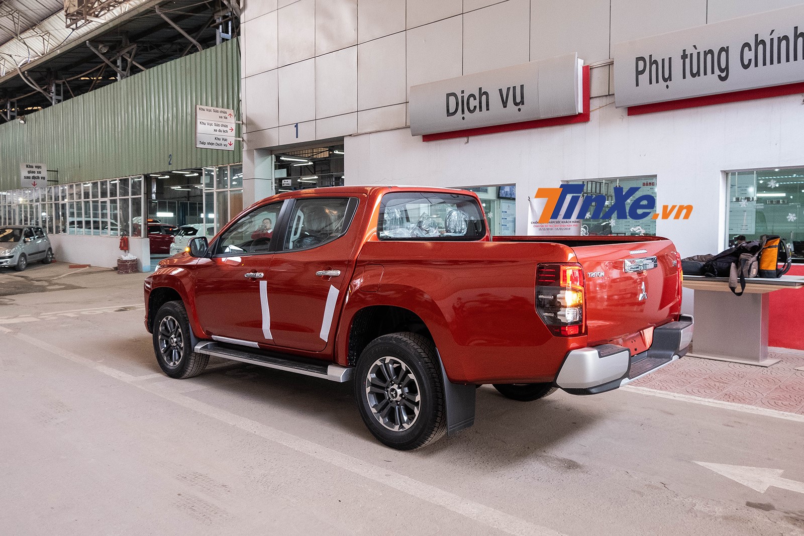Mitsubishi Triton 2019 dài và cao hơn thế hệ cũ