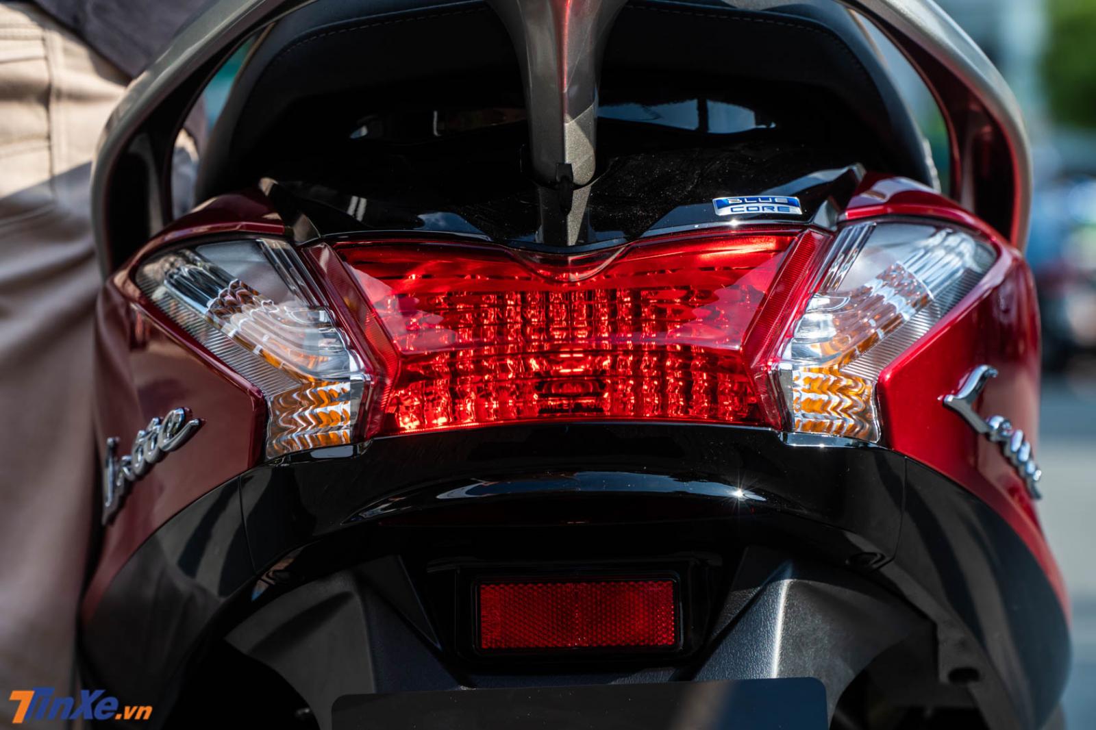 Đuôi xe mang đậm thiết kế của Yamaha Acruzo