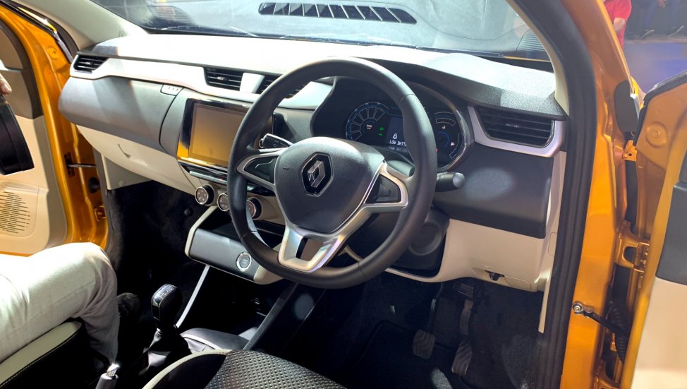 D&ugrave; rẻ nhưng Renault Triber 2019 lại kh&ocirc;ng qu&aacute; ngh&egrave;o n&agrave;n về trang bị