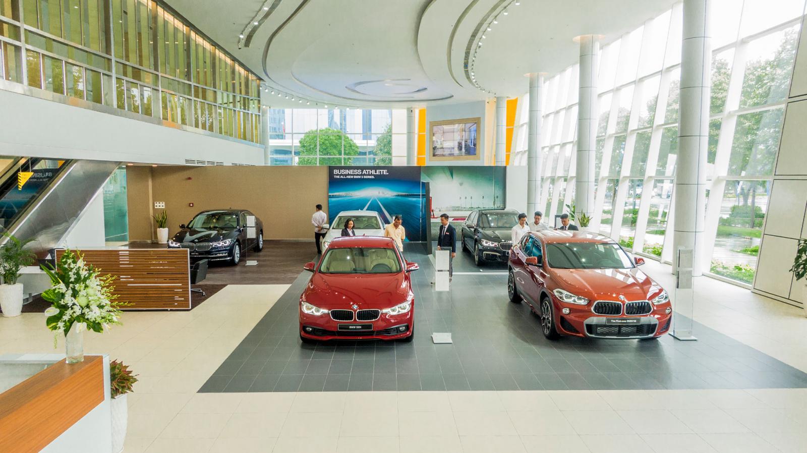 Khu vực trưng bày của BMW
