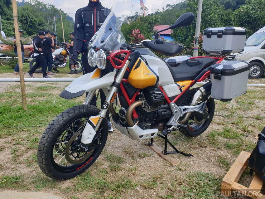 Moto Guzzi V85 TT bản đặc biệt