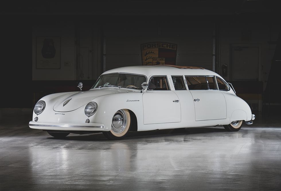 Diện mạo dài ngoằng của chiếc limo Porsche 356 1953