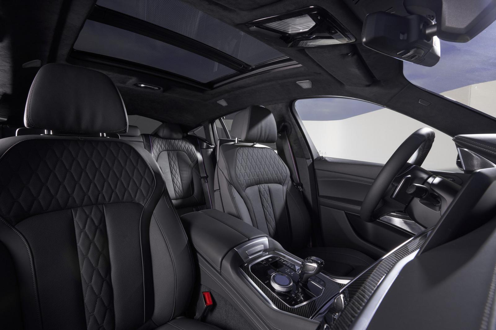 Hàng ghế trước của BMW X6 2020