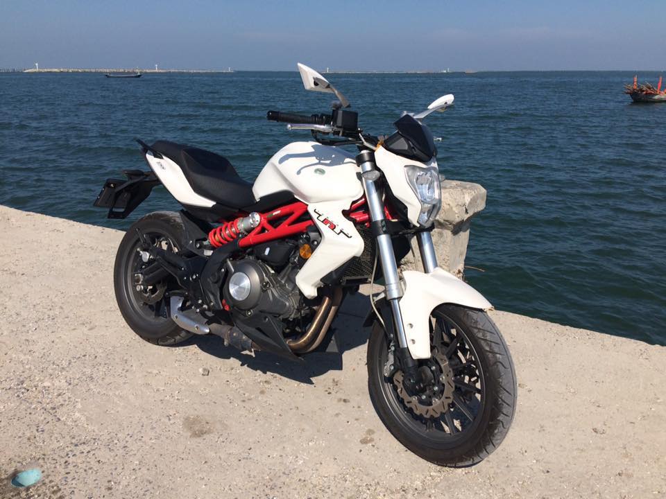 Chiếc Benelli BN302 nguyên bản