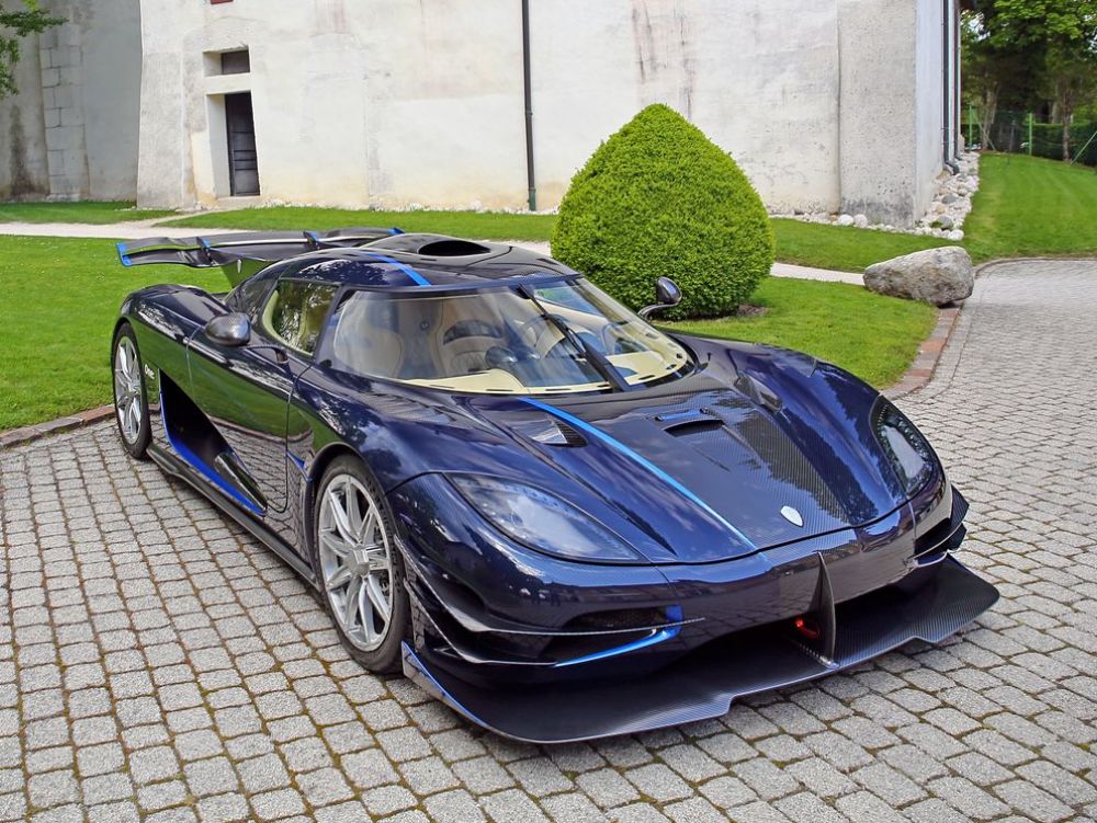 Chiếc Koenigsegg One:1 này đang được rao bán