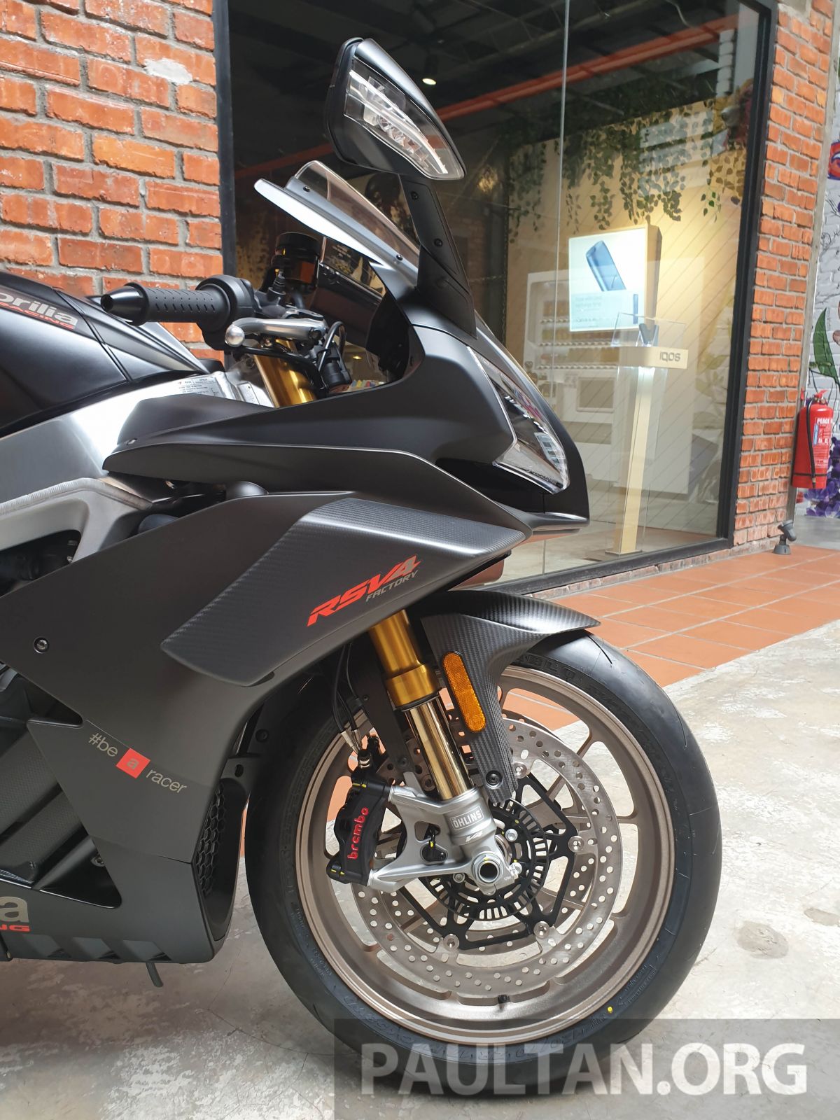 Hệ thống treo trước của Aprilia RSV4 1100 Factory