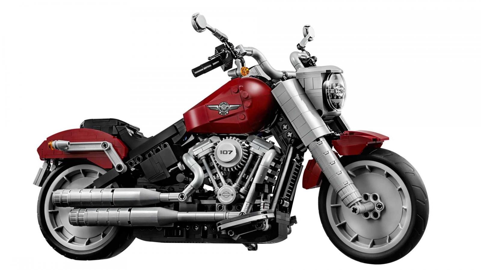 Chiếc Harley-Davidson Fat Boy này được làm bằng Lego