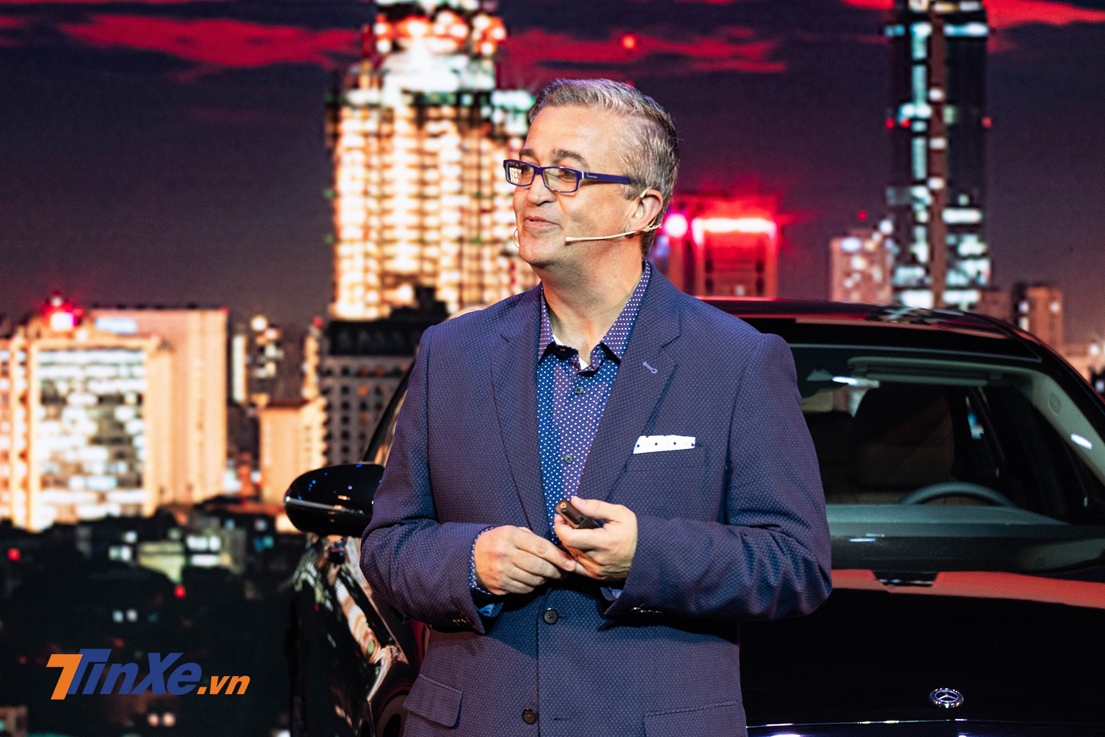 &Ocirc;ng Brad Kelly &ndash; Tổng Gi&aacute;m đốc mới của Mercedes-Benz Việt Nam