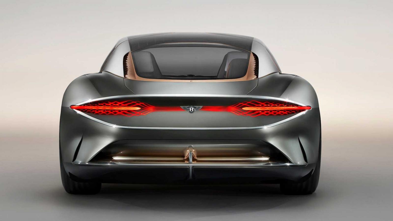 Thiết kế ấn tượng của Bentley Electric EXP 100 GT nhìn từ phía sau