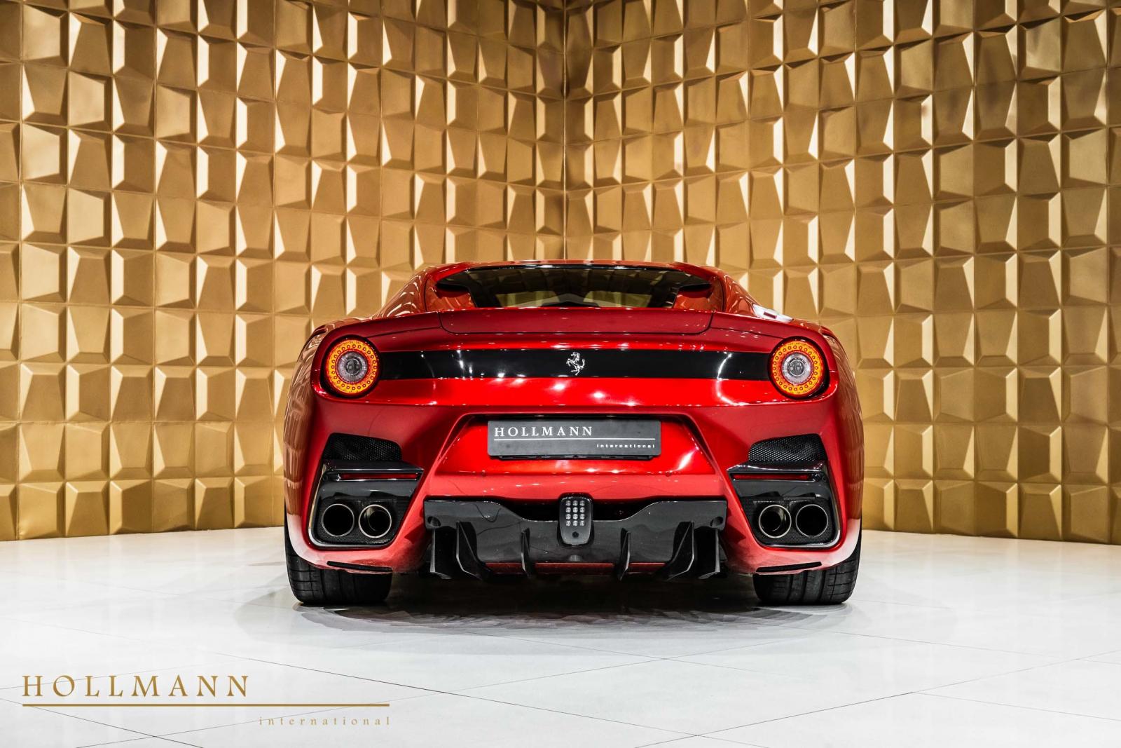 Đây là 1 trong 799 chiếc siêu xe Ferrari F12tdf được sản xuất trên thế giới