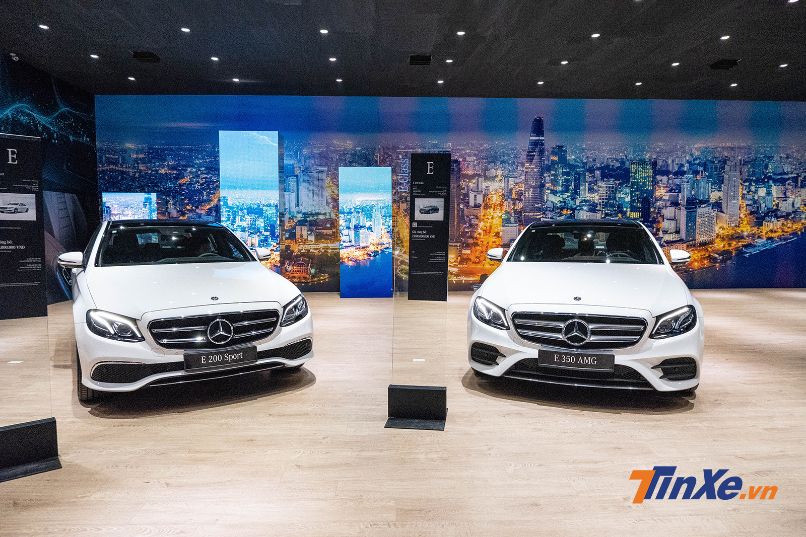 Mercedes-Benz E-Class 2019 đổi mới với sự xuất hiện của 2 phiên bản E 200 Sport và E 350 AMG thay thế cho E 250 và E 300 AMG