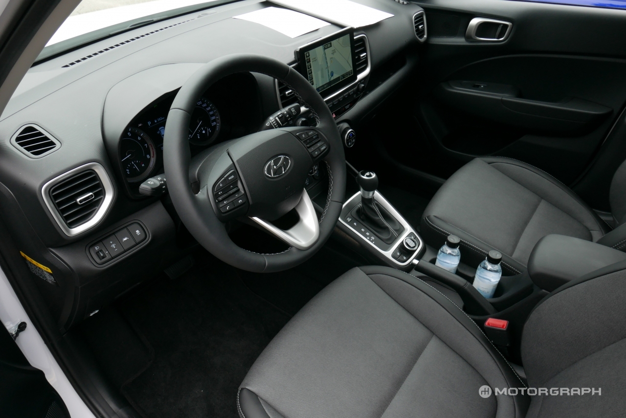 Nội thất của Hyundai Venue 2019 bản nội địa H&agrave;n Quốc