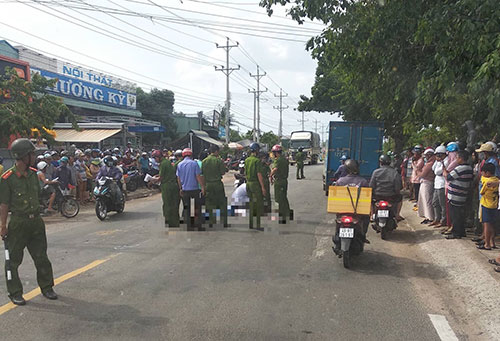 Lực lượng chức năng có mặt tại hiện trường