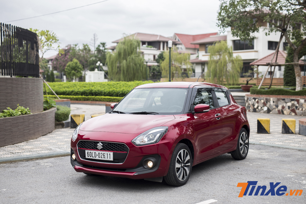 Trái ngược với Honda Jazz, Suzuki Swift cũng được ưu đãi giảm giá trong tháng 6 nhưng doanh số lại giảm chứ không tăng