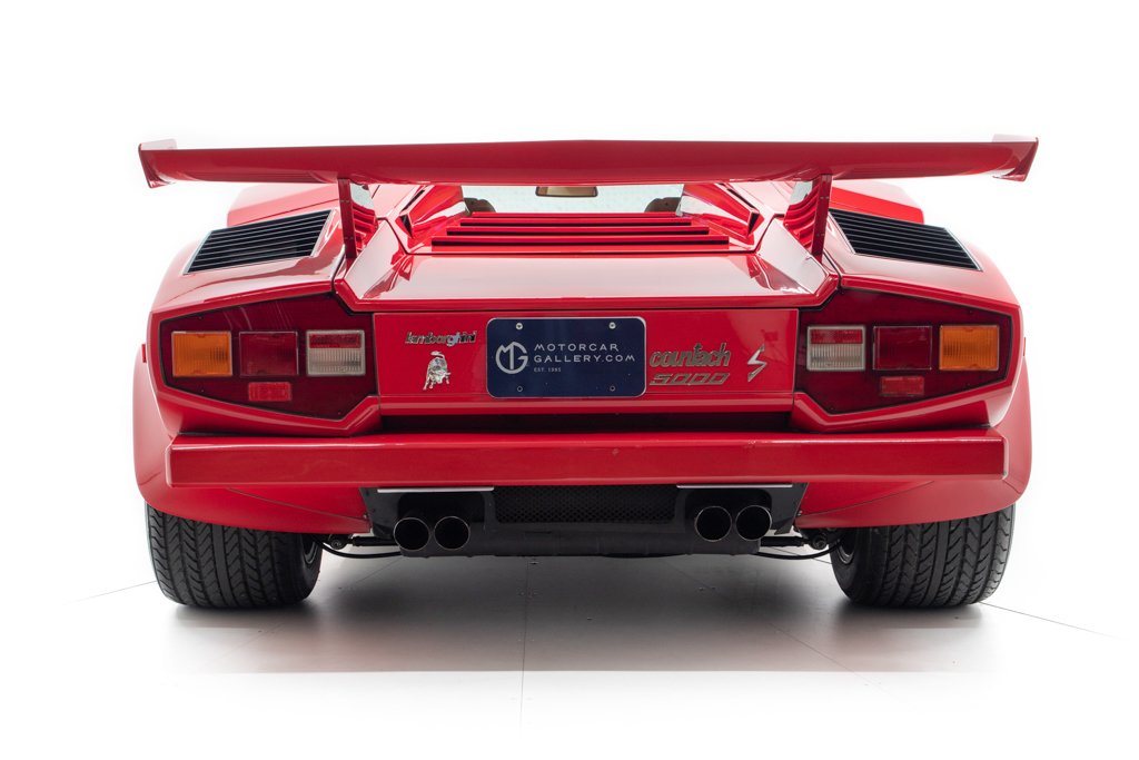 Mức gi&aacute; th&aacute;ch cưới d&agrave;nh cho si&ecirc;u xe Lamborghini Countach LP 5000 S của Mario Andretti l&agrave; nửa triệu đ&ocirc; la