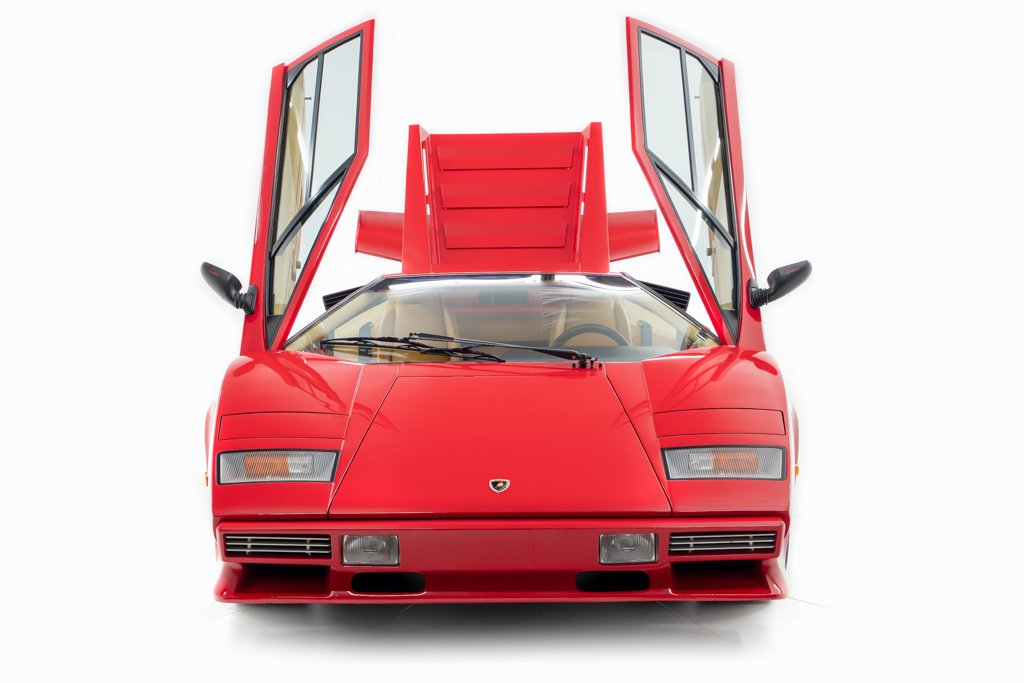 Lamborghini Countach của cựu tay đua F1 Mario Andretti đang rao b&aacute;n