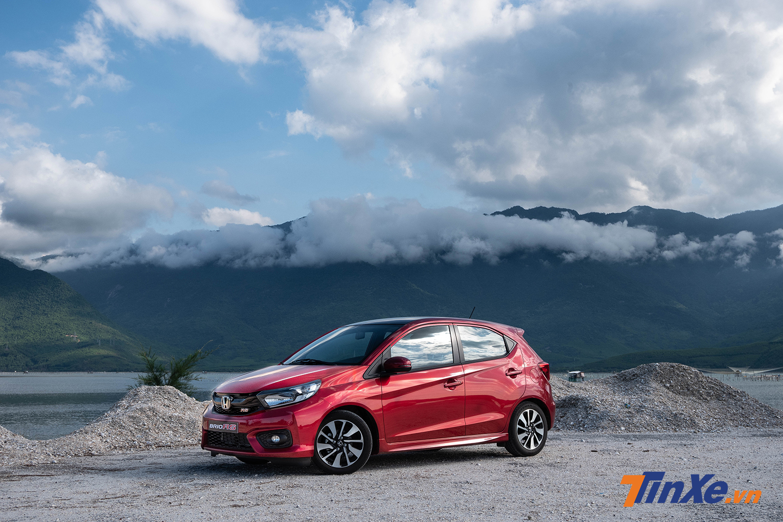 Honda Brio 2019 có thiết kế ngoại thất bắt mắt hơn các đối thủ cùng phân khúc