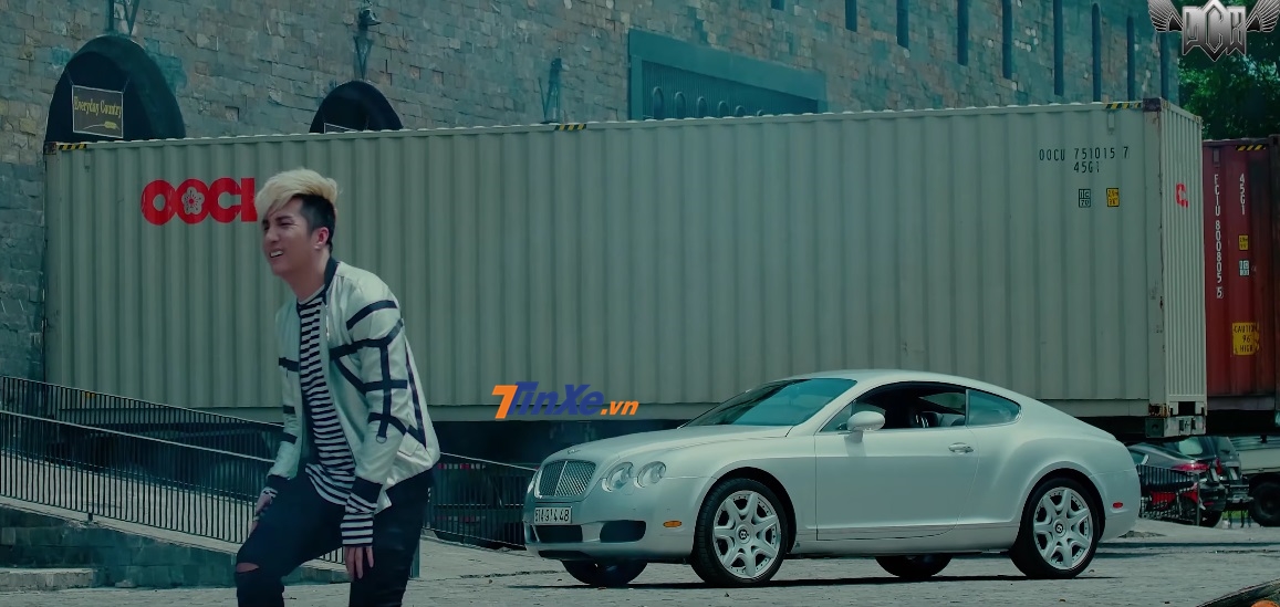 Lâm Chấn Khang còn mang chiếc xe siêu sang Bentley Continental GT vào Cái Chết Của Trần Hạo Nam