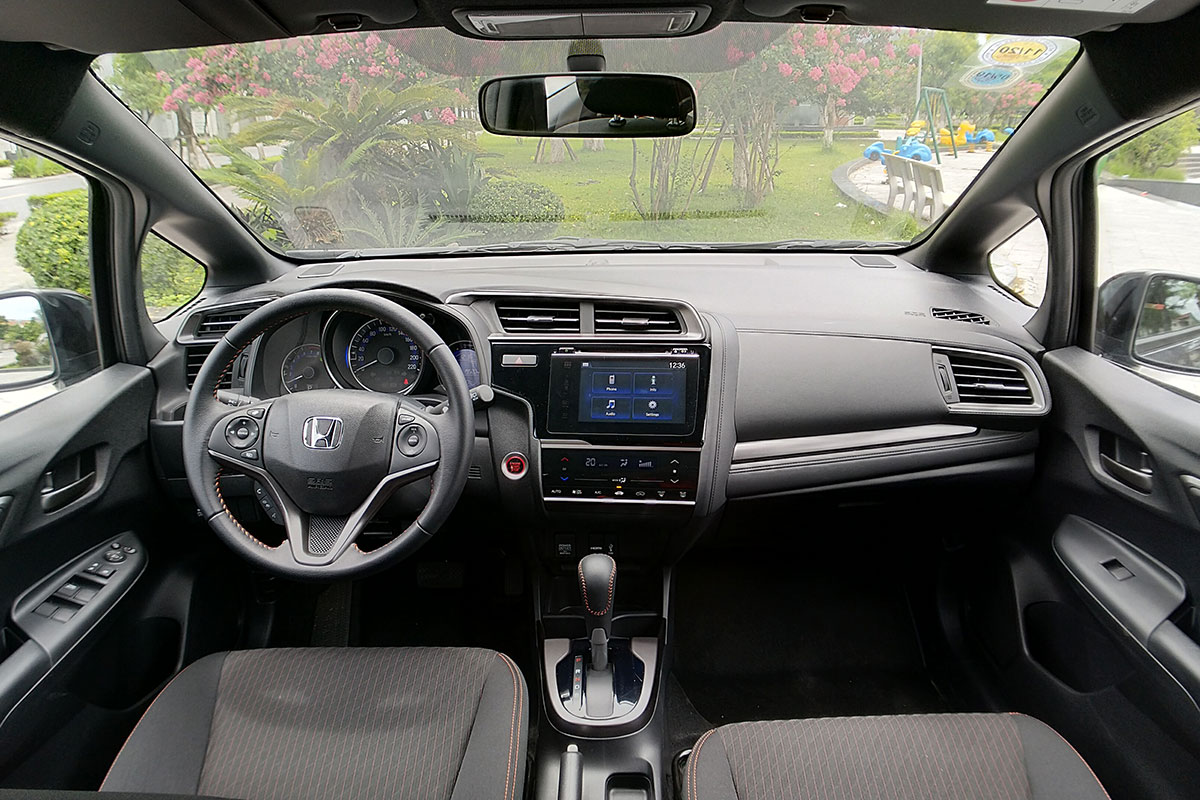 Thiết kế khoang nội thất Honda Jazz 2020 1
