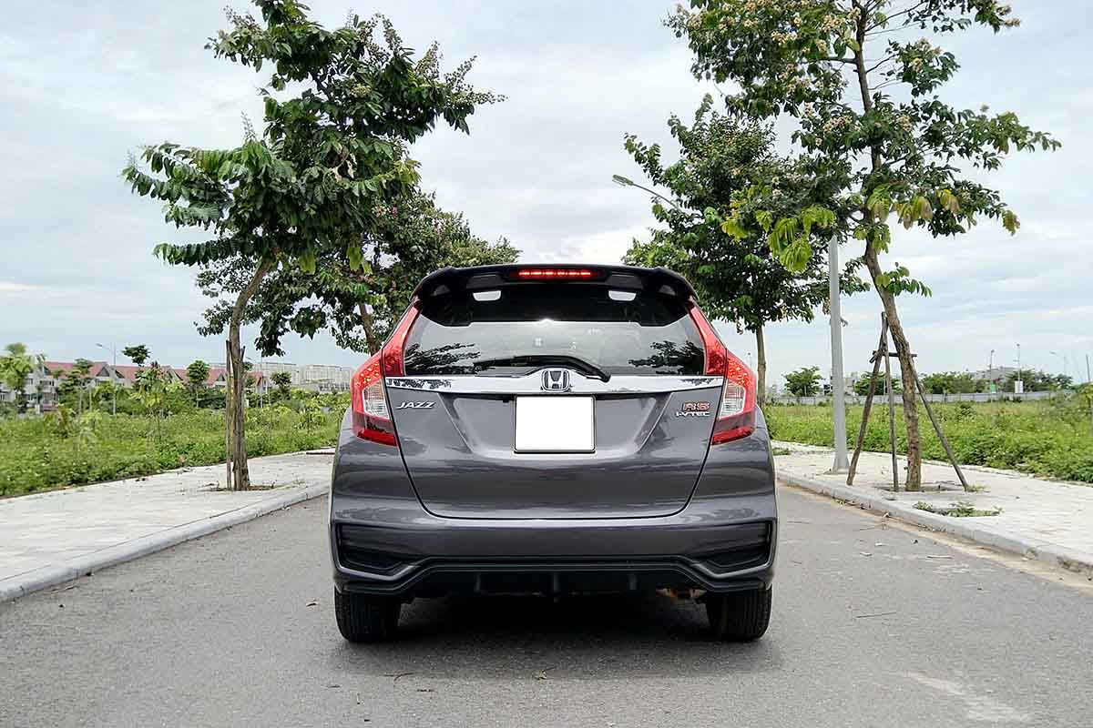 Thiết kế đuôi xe Honda Jazz 2020 1