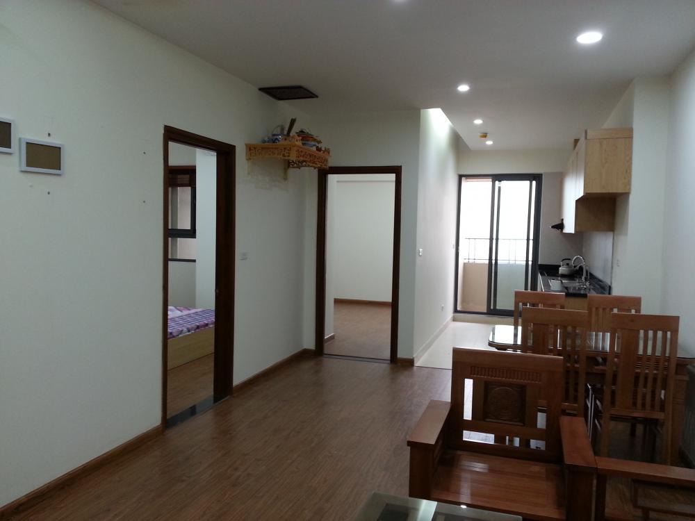 Một góc căn hộ với 2 phòng ngủ, phòng khách và bếp liền nhau