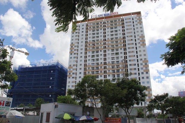 mặt trước t&ograve;a chung cư cao tầng