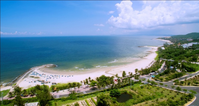 Phan Thiết nh&igrave;n từ tr&ecirc;n cao